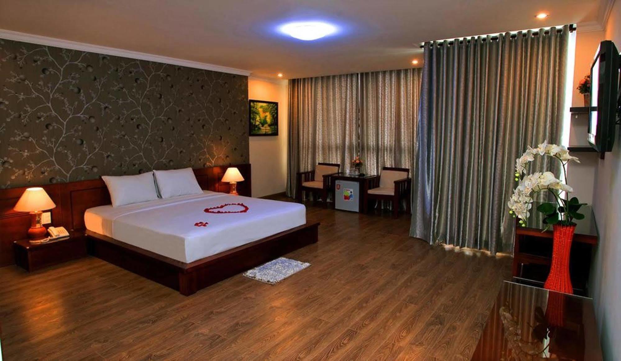 Nice Swan Hotel Nha Trang Exteriör bild